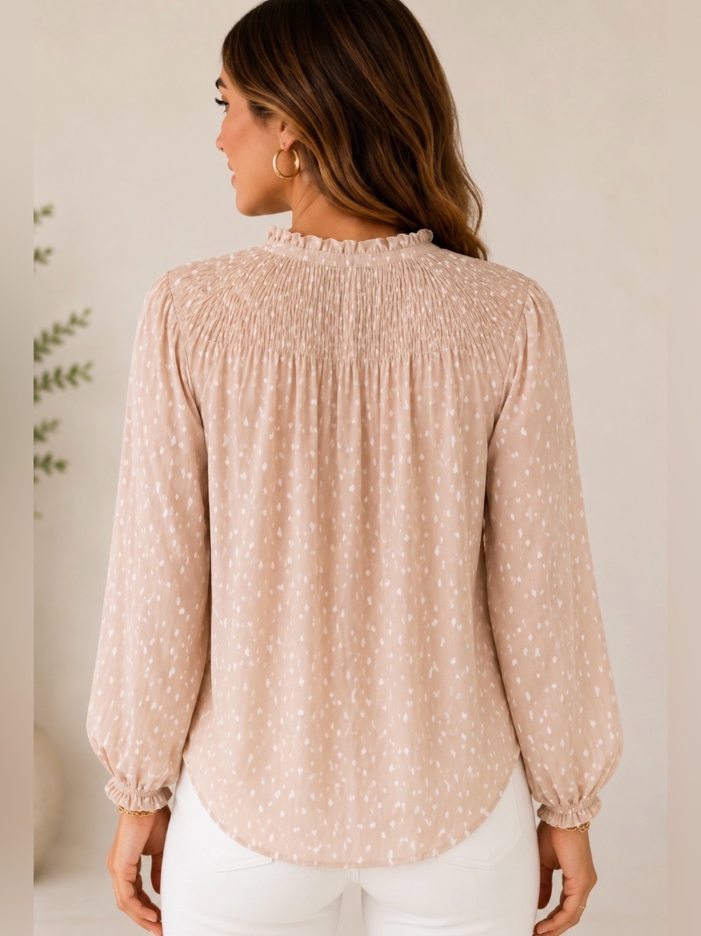 REBECCA TAYLOR Blush Pink 100% Silk Smocked Neckline Heart Print Blouse - Picture 2 of 11